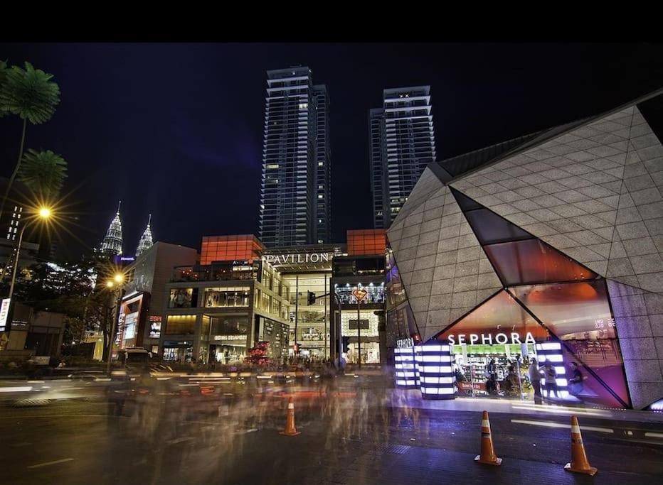 Fahrenheit Condo Bukit Bintang Kl 2R By Roseline Kuala Lumpur Esterno foto