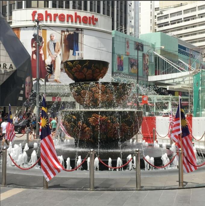 Fahrenheit Condo Bukit Bintang Kl 2R By Roseline Kuala Lumpur Esterno foto