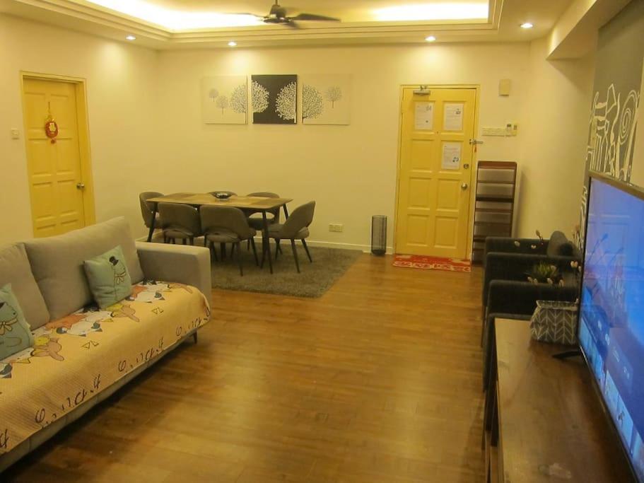 Fahrenheit Condo Bukit Bintang Kl 2R By Roseline Kuala Lumpur Esterno foto